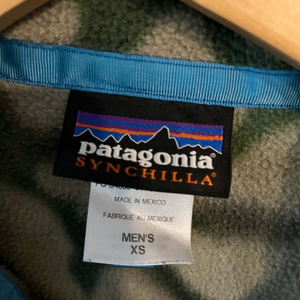 Patagonia Men’s Synchilla XS - Picture 5 of 10